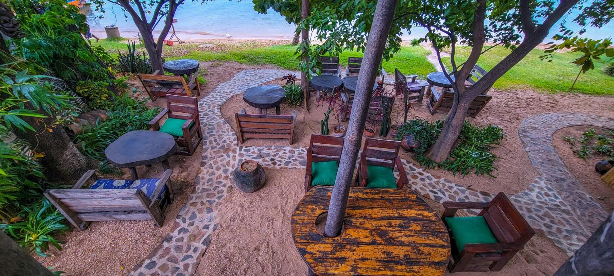 Mgoza Lodge Cape Maclear Exteriör bild