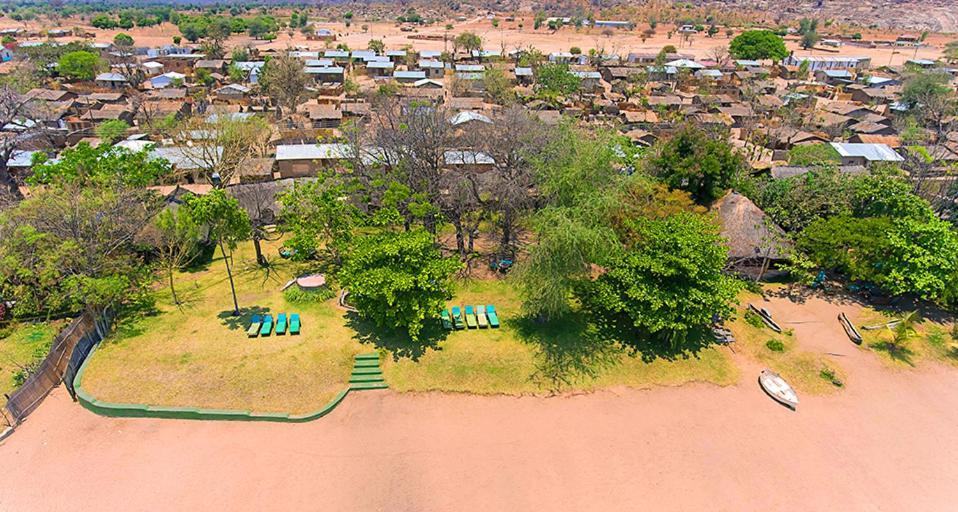 Mgoza Lodge Cape Maclear Exteriör bild